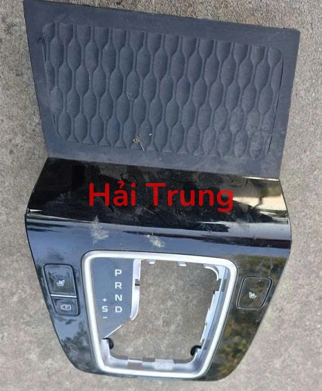 Ốp cần đi số Hyundai Creta 2022-2025 Tháo Xe