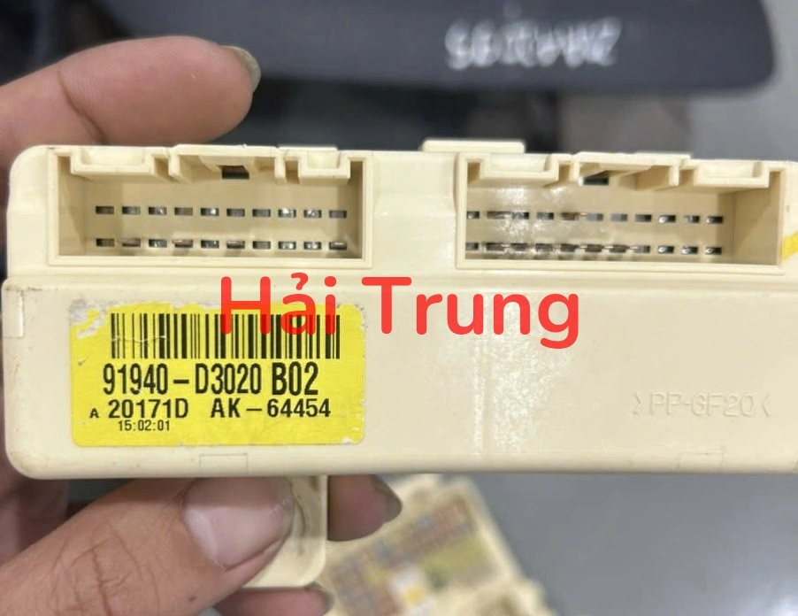 91940D3020 Giắc nối ICM Hyundai Tucson 2015-2020 Tháo Xe