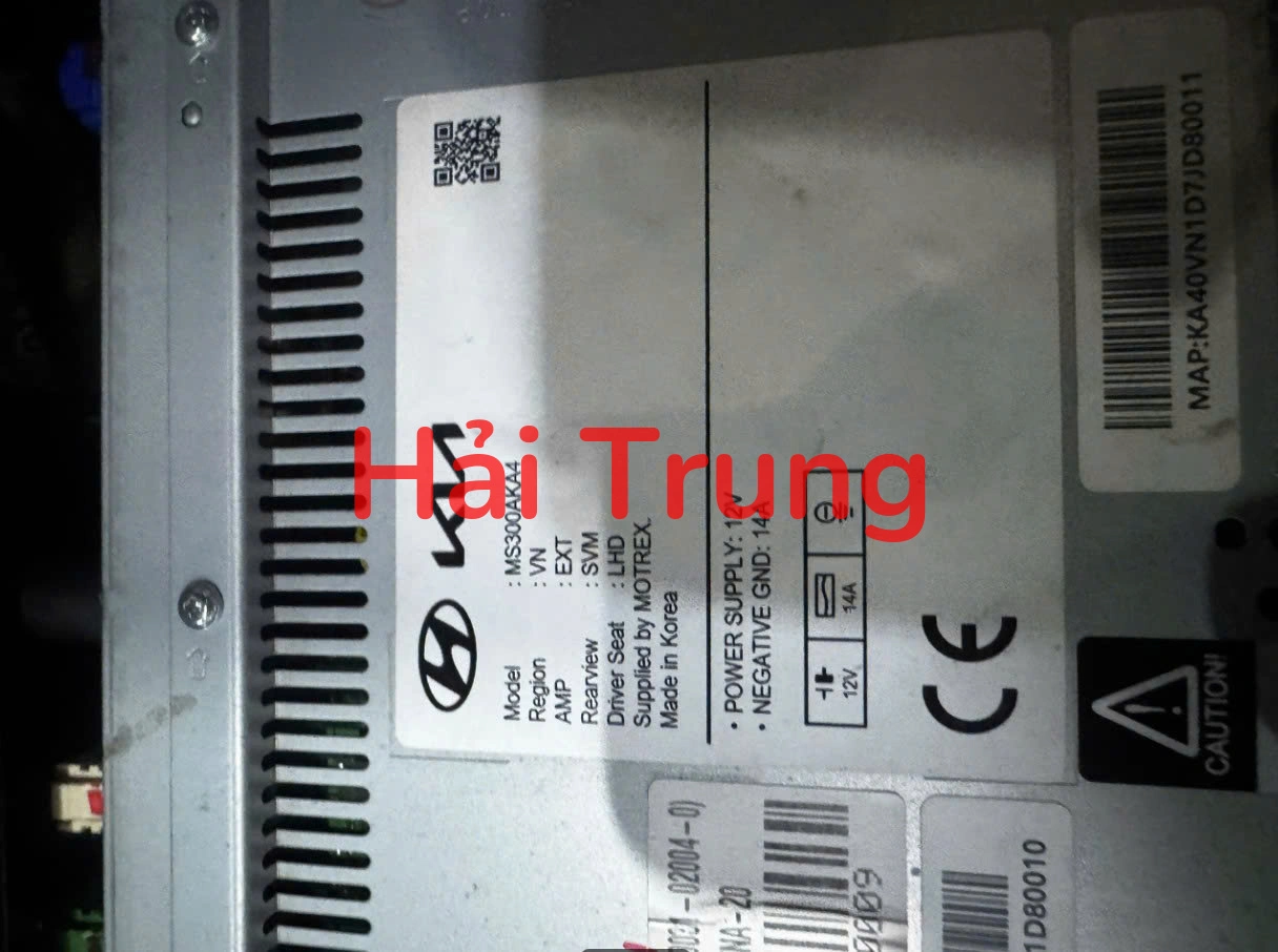 Hộp CD Kia Carnival 2023 Tháo xe