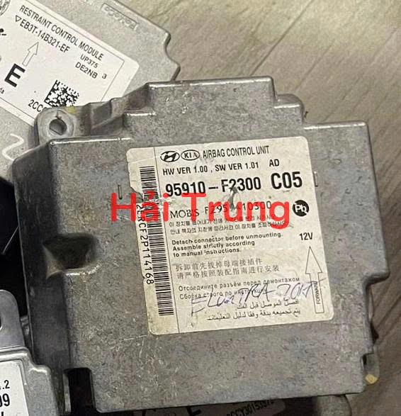 95910F2300 Tháo xe hộp điều khiển túi khí Hyundai Elantra 2016-2022