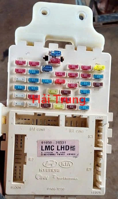 919502S531 Hộp cầu chì santafe Tháo Xe