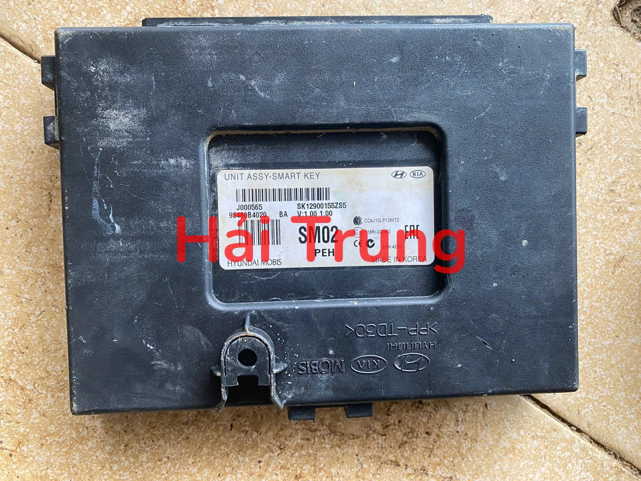 Hộp điều khiển chìa khoá từ Hyundai i10 Tháo xe