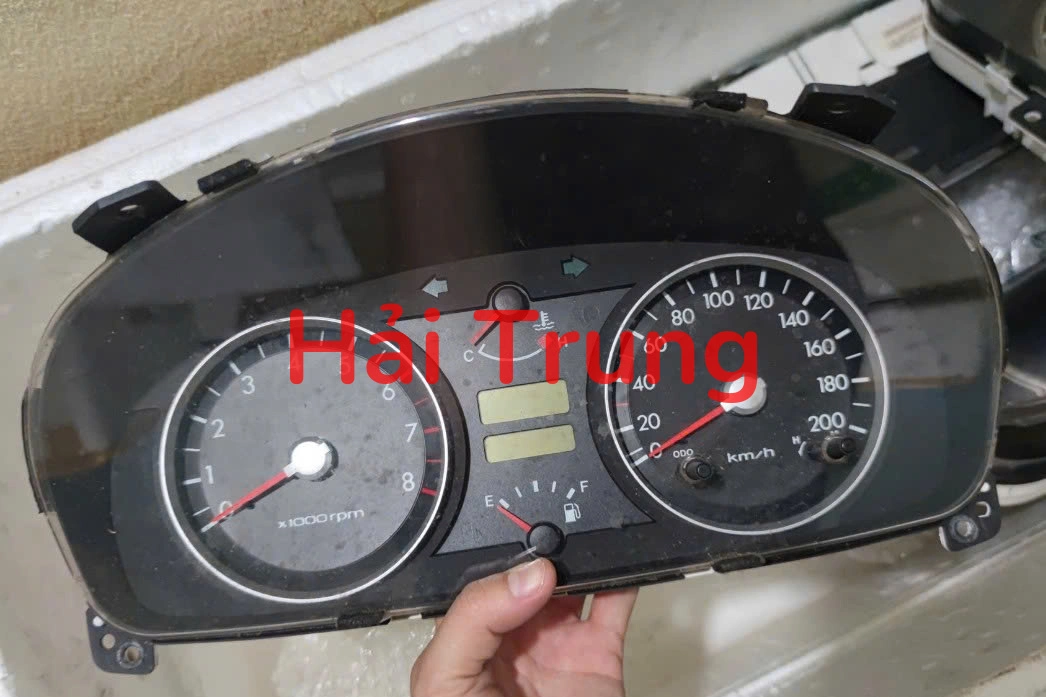 Tháo xe Đồng hồ táp lô Hyundai GETZ