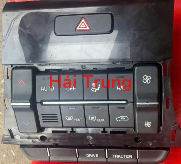 Bảng điều khiển điều hòa Kia Sonet 2024 Tháo xe