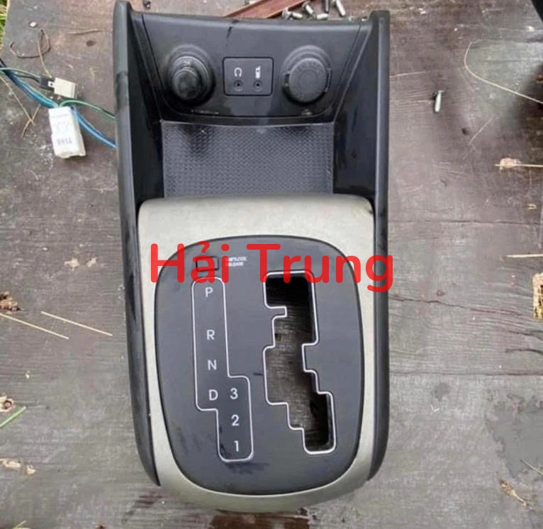 Ốp cần số Hyundai I30 Tháo Xe