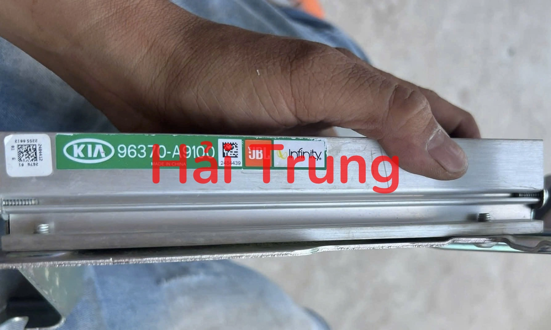 Hộp khuếch đại âm thanh âm ly Kia Sedona 2015-2019 Tháo Xe 96370A9100