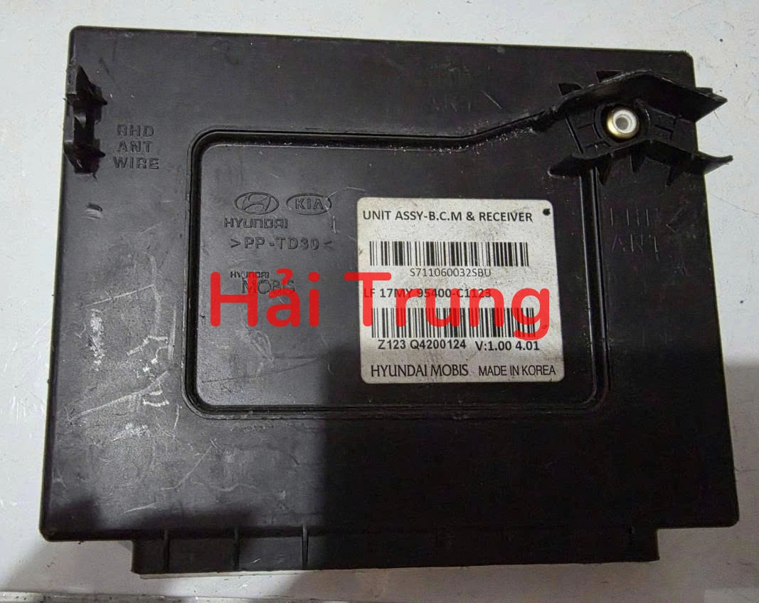 95400C1123 Hộp điều khiển thân xe BCM Hyundai Sonata 2019 Tháo Xe