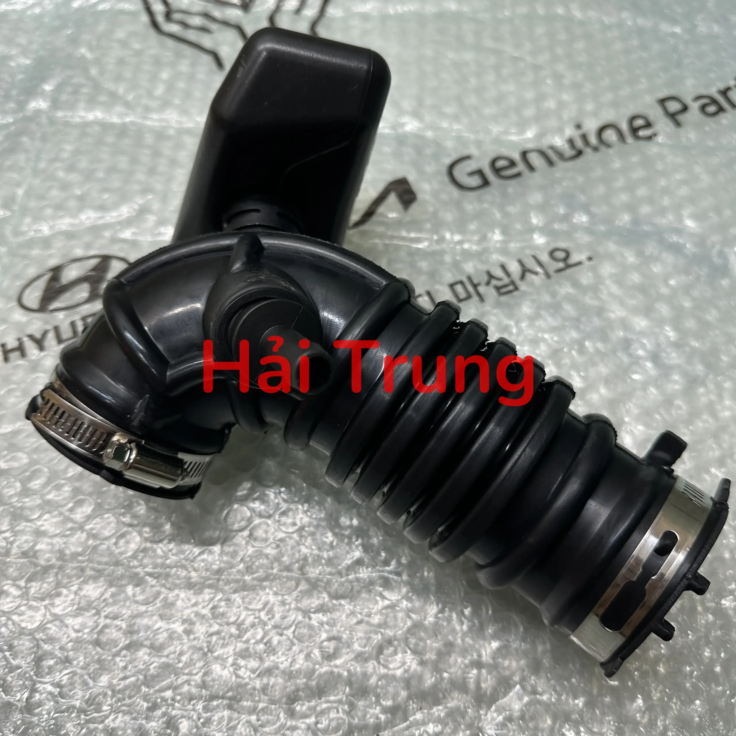 Ống hút gió động cơ Kia Morning 2012-2020 1.2 cao cấp 281301Y100.   