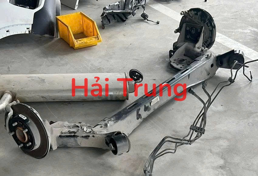 Dầm cầu sau Kia Seltos 2021-2025 Tháo Xe