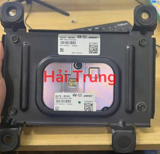 96370R0300 Hộp khuếch đại âm thanh Hộp Âm Ly Kia Carnival 2021-2025 Tháo xe