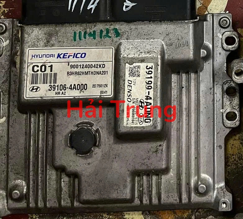 391064A000 Tháo xe Hộp điều khiển động cơ Hộp đen ECU Hyundai Porter 2018