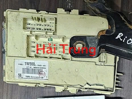 919501W560 Tháo xe Hộp cầu trì Kia Rio 2012-2015