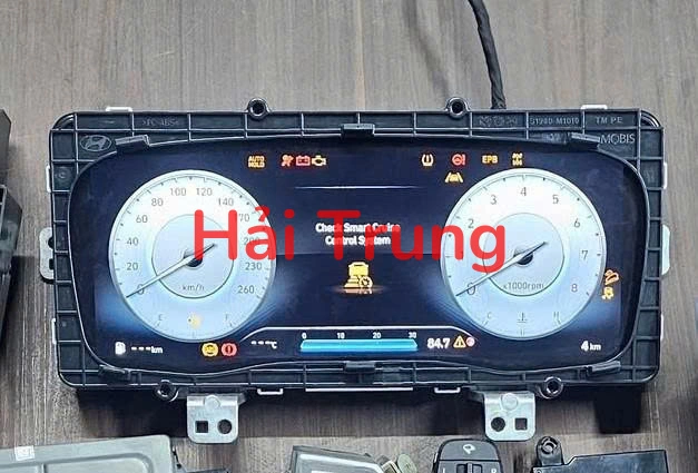 Tháo xe Đồng hồ táp lô Santafe 2022-2025