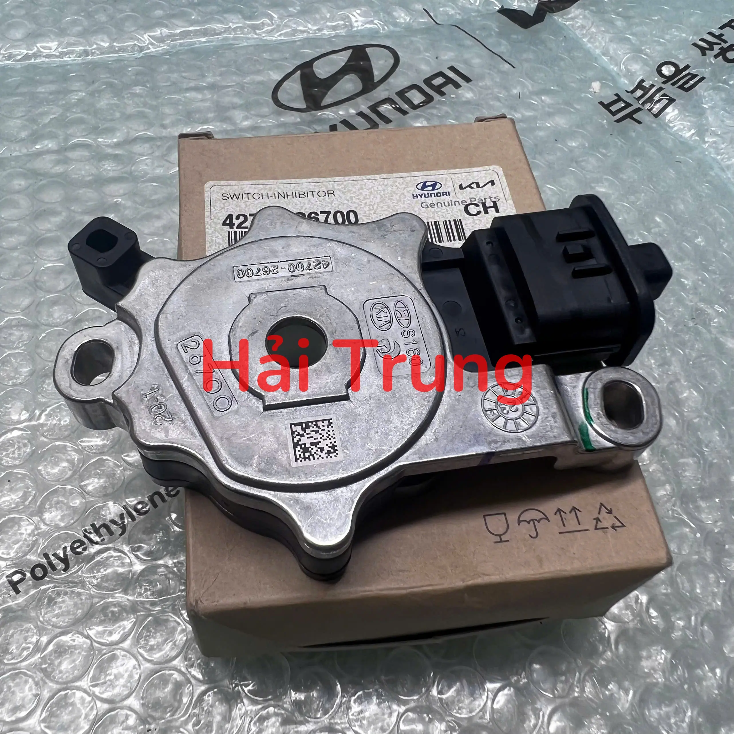 Công tắc chuyển sang số tự động Hyundai Accent 2011-2017 chính hãng 4270026700 