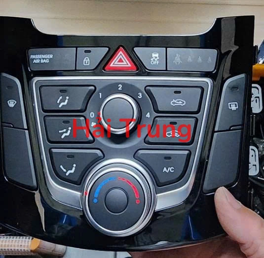 Bảng điều khiển công tắc điều hòa AC Hyundai I30 2013-2017 Tháo Xe 97250A6041GU