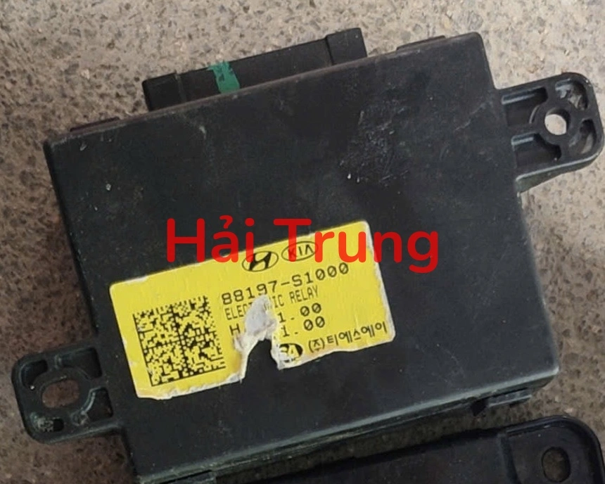 Hộp điều khiển ghế trước bên phải Hyundai Santafe 2019-2022 Tháo Xe