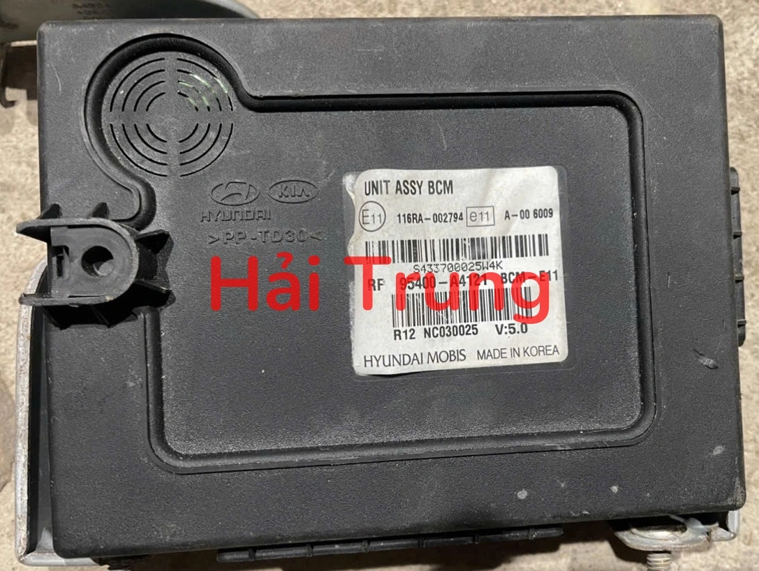 95400A4121 Hộp điều khiển điện thân xe BCM Kia Carens 2012-2016