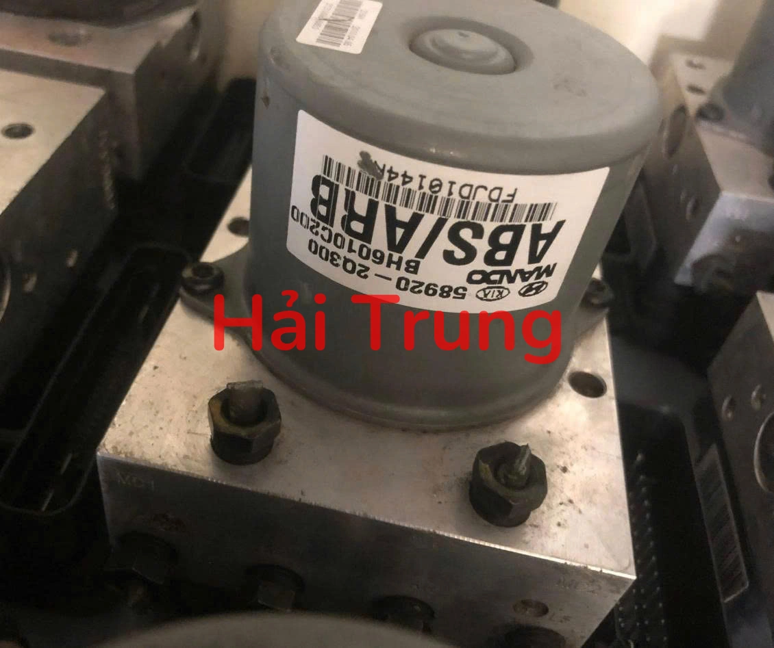 589202Q300 Tháo xe Cụm ABS Hyundai Avante 2011-2015