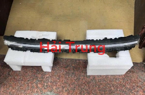 Đèn led ban ngày trung tâm Hyundai Accent 2024-2027