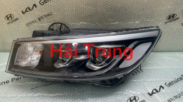 Đèn pha Kia Sedona 2018 2019 2020 Tháo xe