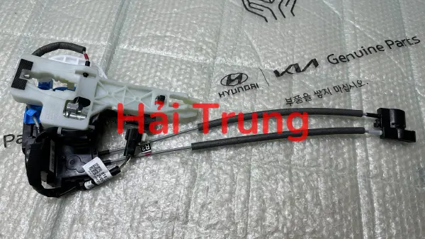 Ổ khoá ngậm cửa trước Hyundai Veloster chính hãng