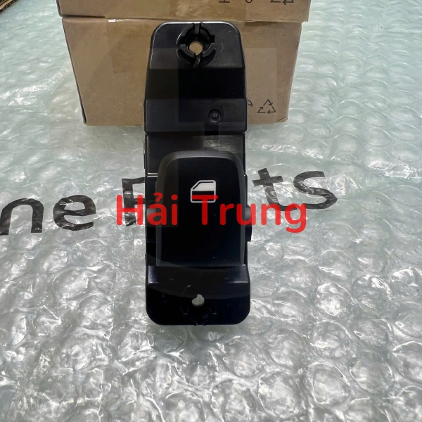 Công tắc đơn Hyundai Kona 2019-2025 93581J9000