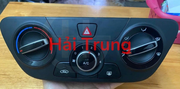 Tháo xe bảng điều khiển công tắc điều hòa Ac Hyundai Accent