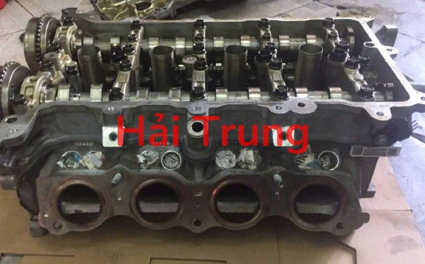 Tháo xe Mặt máy Carens G4FL