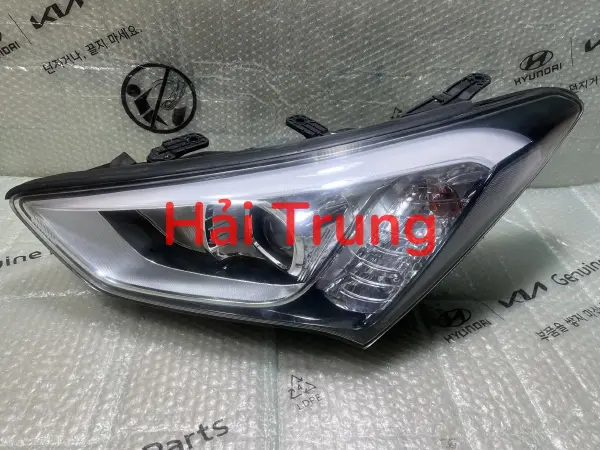 Đèn pha Hyundai Santafe 2018 chính hãng