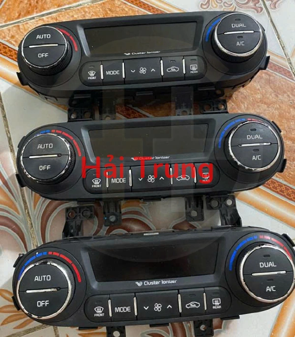 Tháo xe bảng điều khiển công tắc điều hòa Ac Kia K3 Cerato 2013-2016