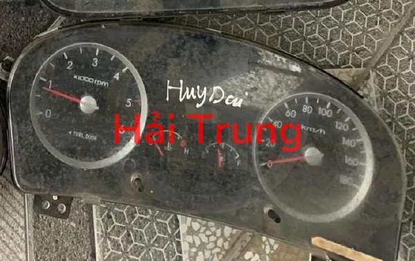 Đồng hồ táp lô tháo xe Hyundai Porter 2
