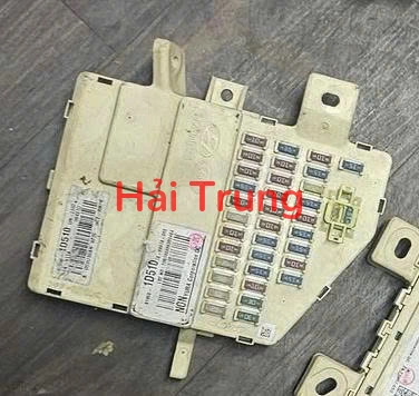 919501D510 Tháo xe Hộp cầu trì Kia Carens 2007-2011