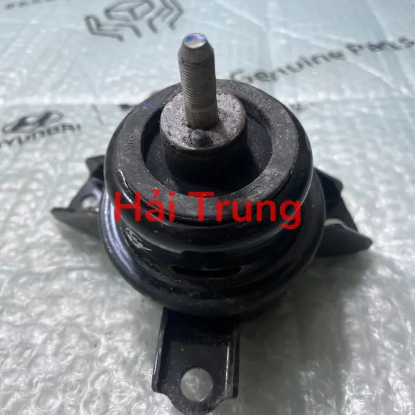 Chân máy phải Hyundai I20 chính hãng