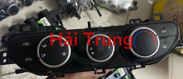 97250B4001 Tháo xe Bảng điều khiển điều hòa AC Hyundai I10 Grand