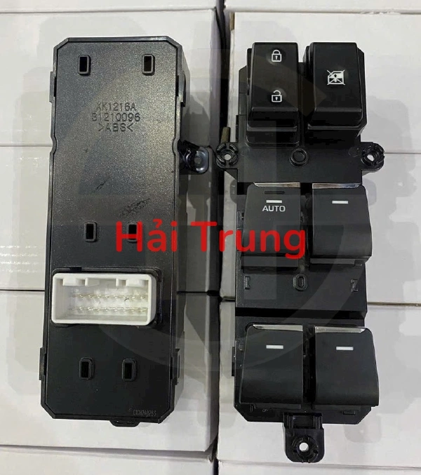 Công tắc kính tổng Hyundai Tucson 2015-2020