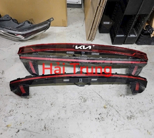 Đèn hậu cốp Hyundai Tucson 2024 2025 Tháo xe Zin