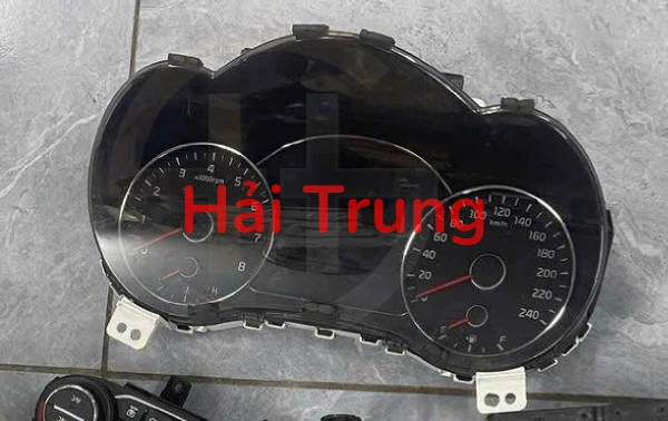 Tháo xe mặt đồng hồ táp lô Kia Cerato 2017 2018