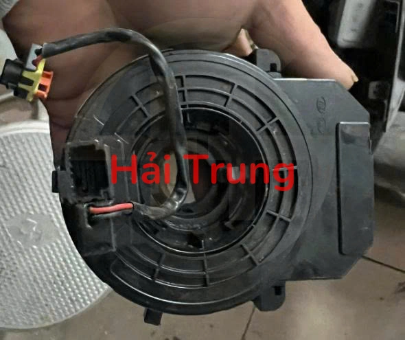 Cáp còi Kia Cerato 2017 Tháo Xe