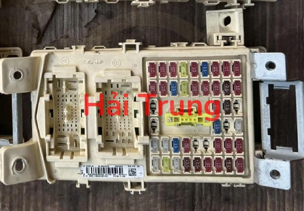 91954B4070 91954B4060 Hộp cầu trì trong xe Hyundai I10 2014-2020