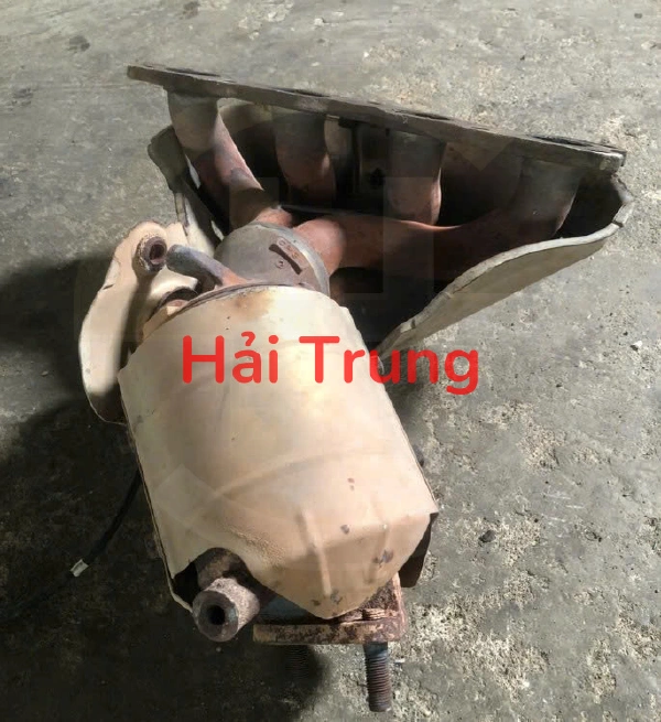 Cổ xả Kia Carens 2.0 Tháo xe