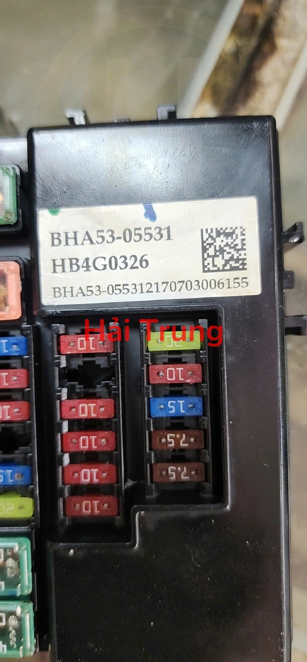 Hộp cầu trì I10 Tháo xe BHA5305531