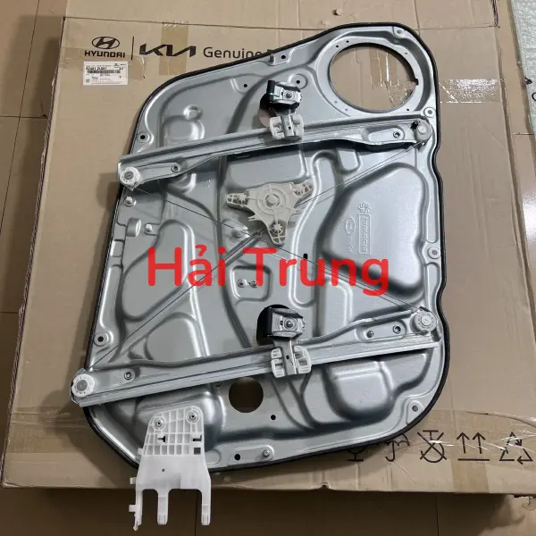 Compa lên kính trước Hyundai i30 chính hãng