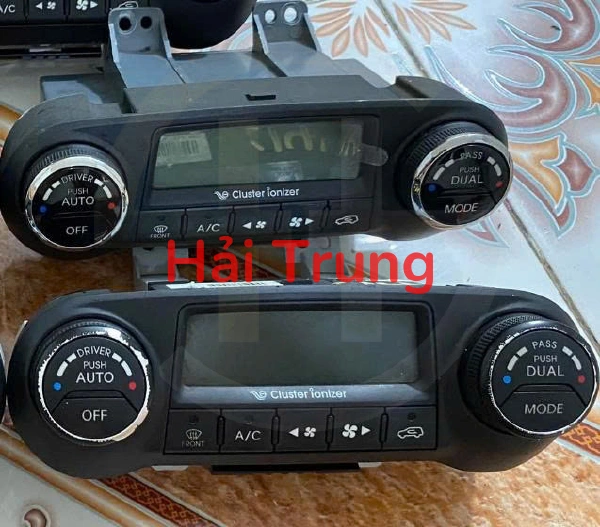 Tháo xe bảng điều khiển công tắc điều hòa Ac Hyundai Tucson 2010-2012