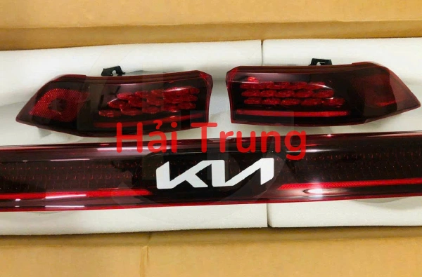 Bộ 4 Đèn hậu Carnival 2022 2023 2024