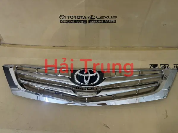 Mặt ca lăng Toyota Innova 2009