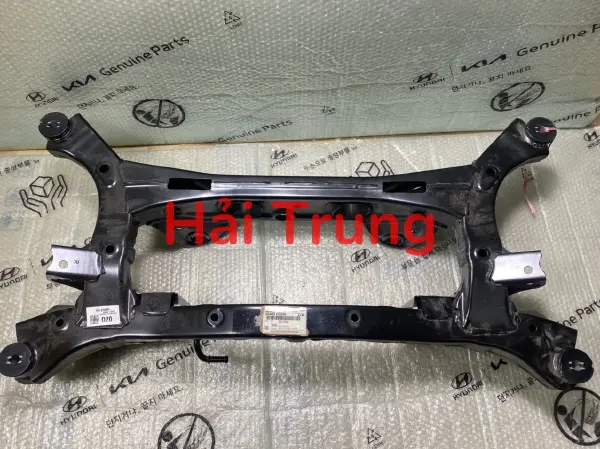 Bệ đỡ dầm cầu sau Hyundai Tucson chính hãng