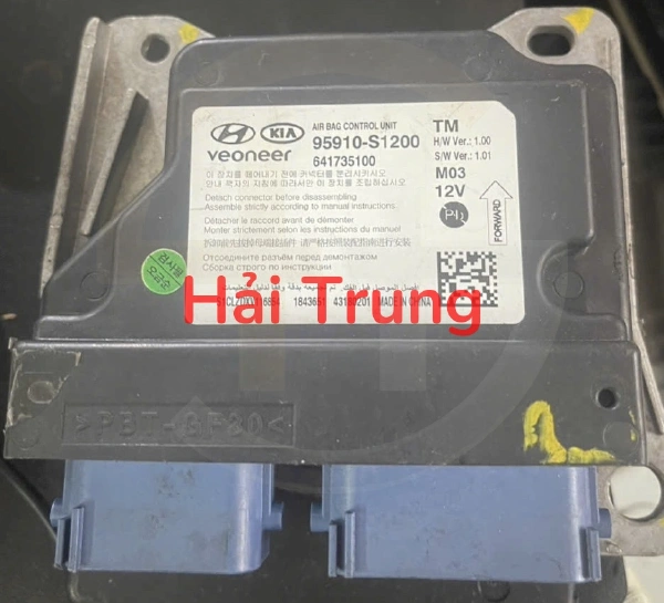 Tháo xe hộp điều khiển túi khí Hyundai Santafe 95910S1200