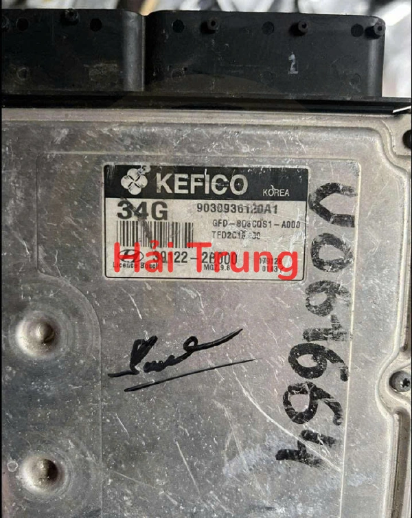 Tháo xe Hộp điều khiển động cơ hộp đen Ecu Hyundai I30 391222B000