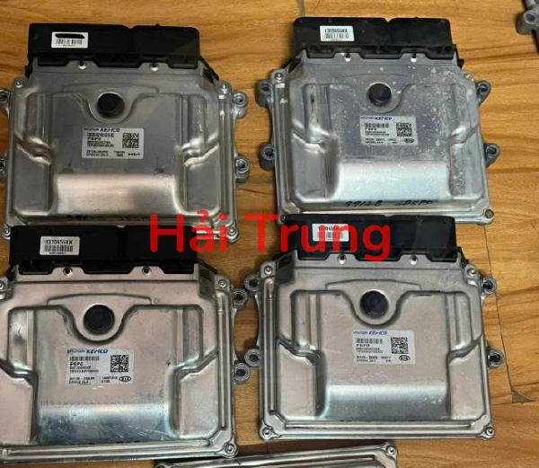 Tháo xe Hộp điều khiển động cơ Hộp đen ECU Hyundai Elantra, Kona 2.0