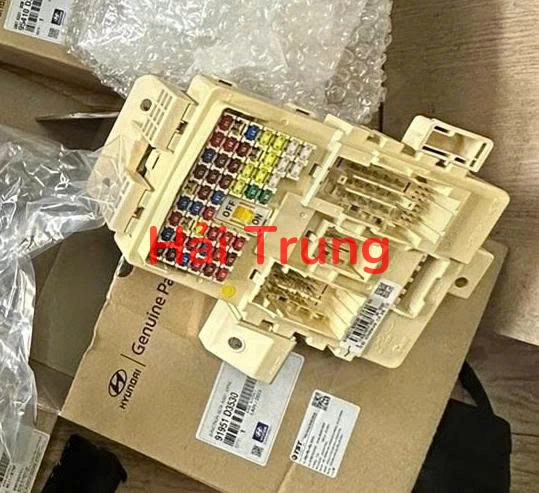 91951D3530 Hộp cầu trì trong xe Hyundai Tucson 2019 2020 2021